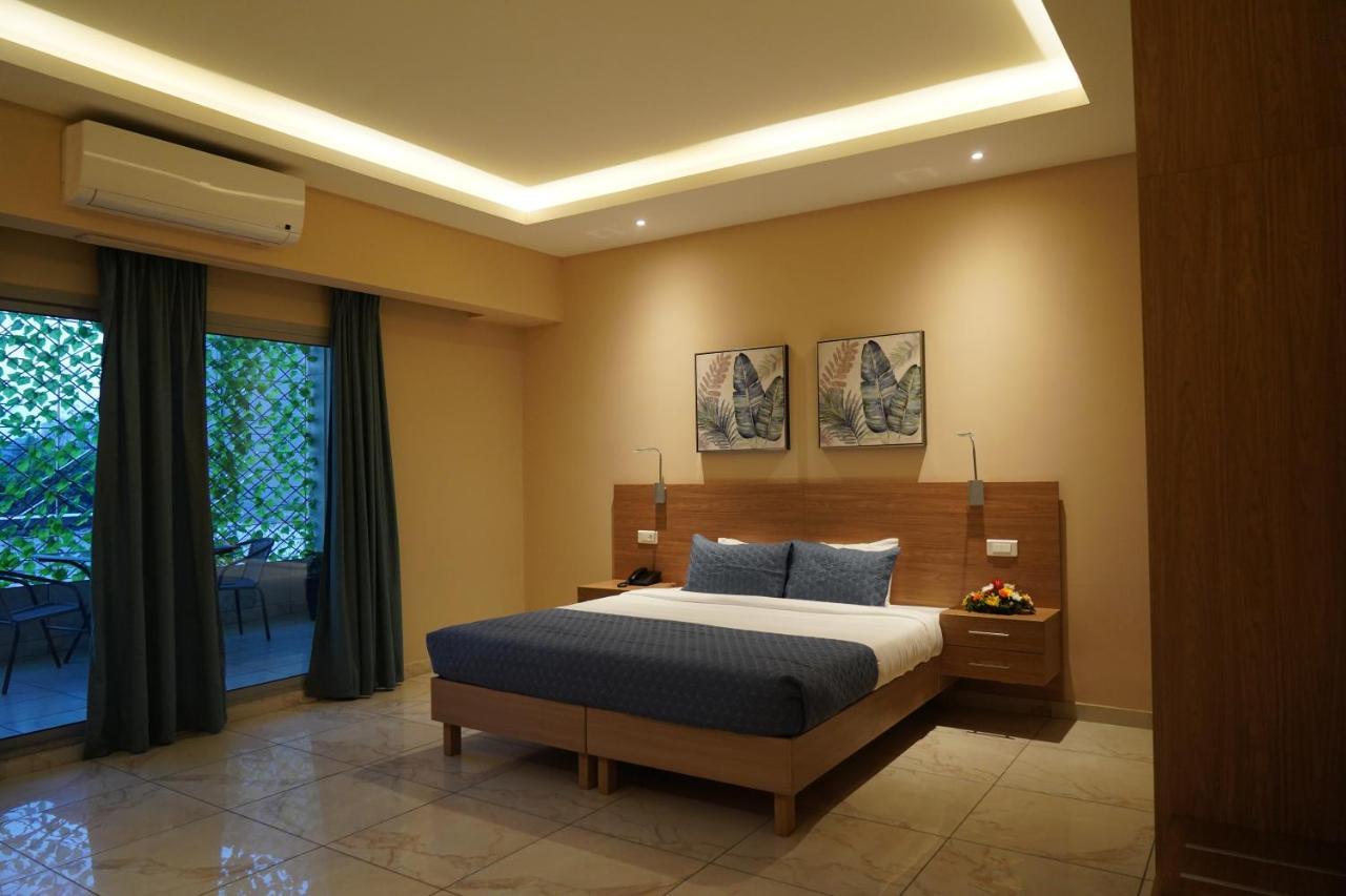 Hotel Astral Abidjan Exterior foto